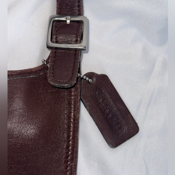 Vintage Coach Hippie Flap Crossbody - Picture 5 of 8